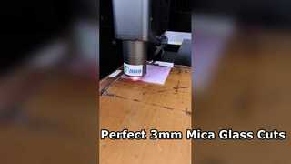 Pemotongan laser kaca mika berwarna 3mm persegi