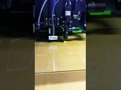 Laser kaca hijau 3mm memotong piala tidak beraturan