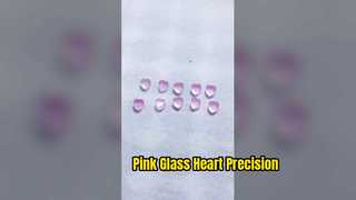 Laser kaca merah muda 3mm memotong pola berbentuk hati
