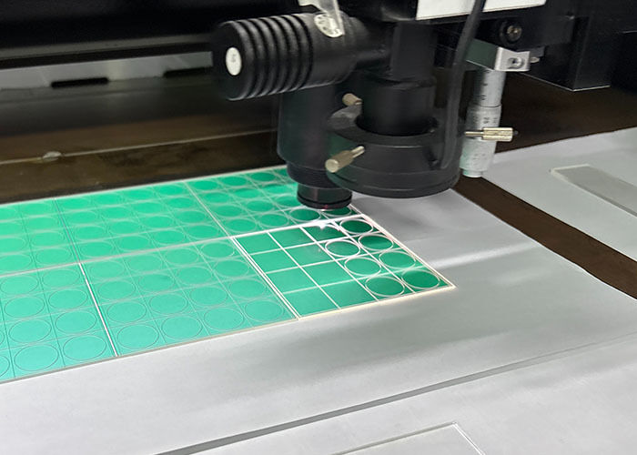 Laser Glass Cutting Machine offering flexible programming options and compatibility with various glass thicknesses and types  To Accuracy±0.01mm